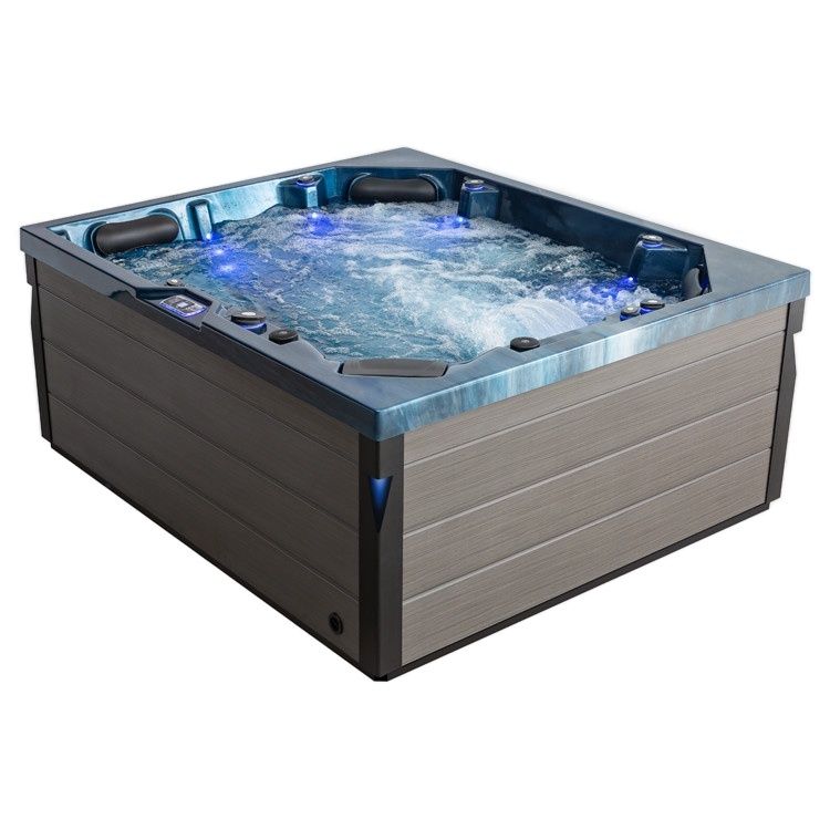 ECO extreme IN-406 mit Wasser gefüllt